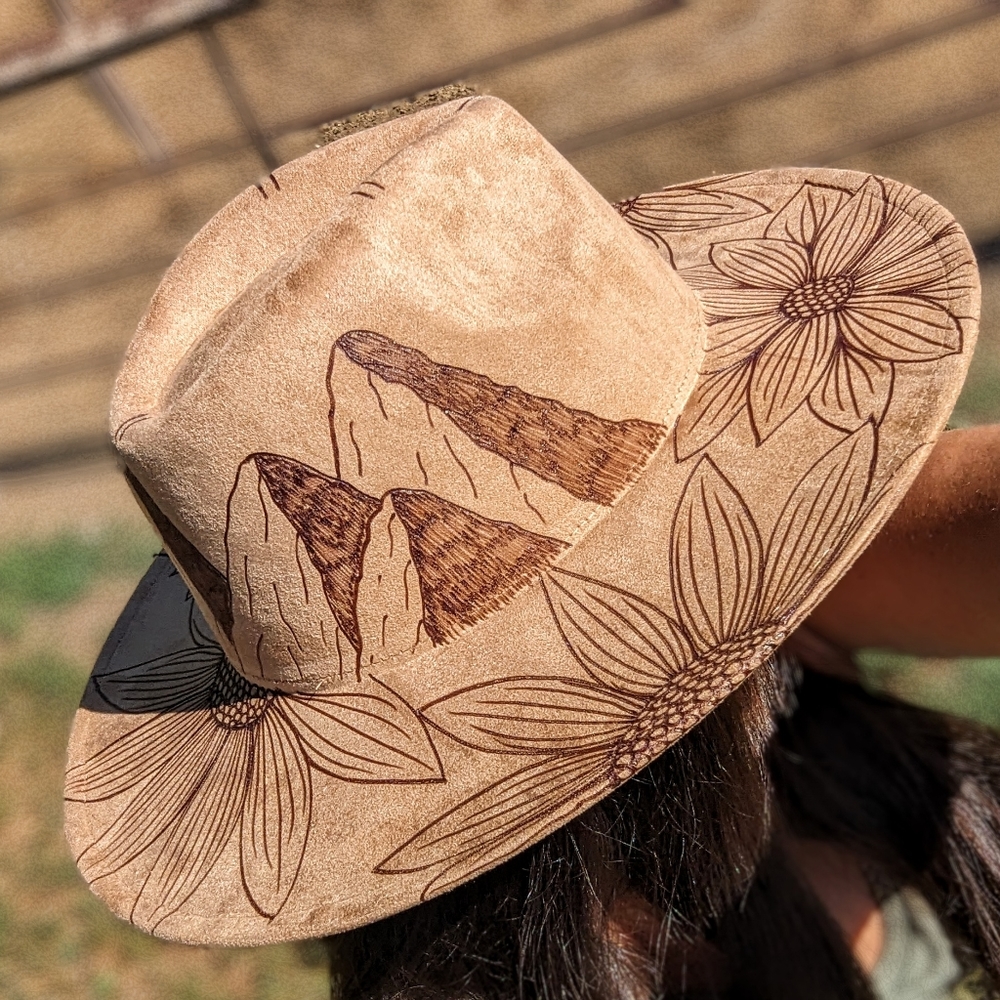 Custom cowgirl hat